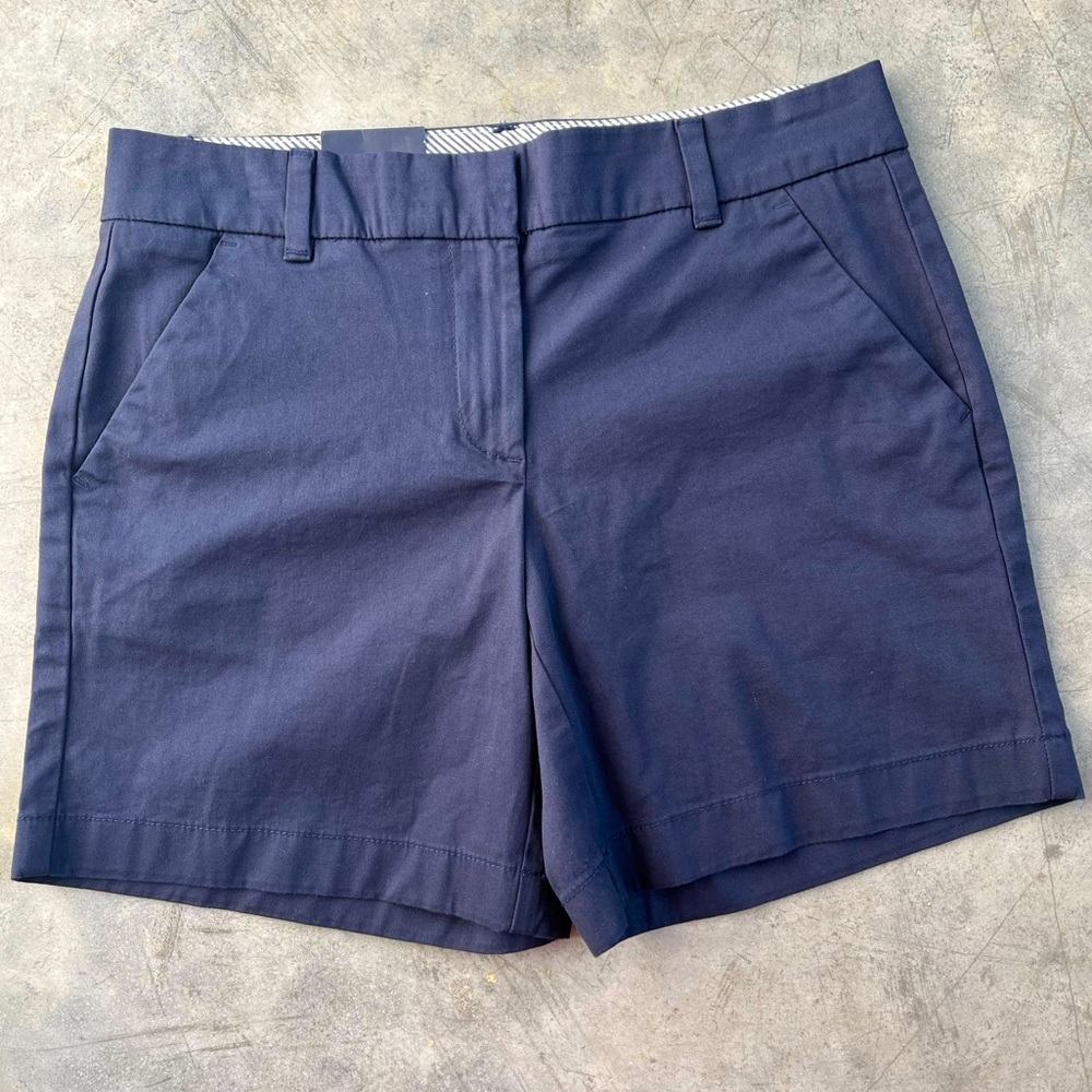 Tommy Hilfiger NWT Midnight Blue Women’s Size 2 7” Professional Chino Shorts